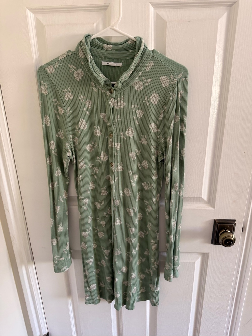 O'Neill Sage Green Floral Ribbed Mock-Neck Top